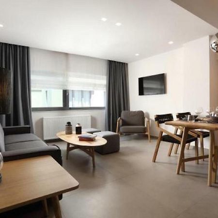 Hektor Luxury Suite Atene Esterno foto