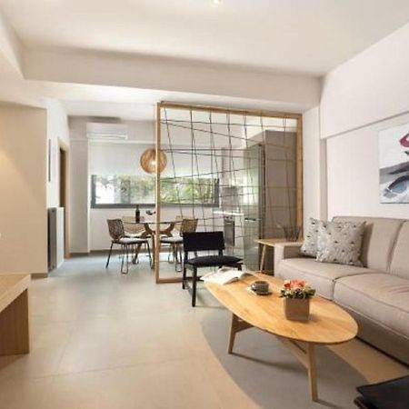 Hektor Luxury Suite Atene Esterno foto