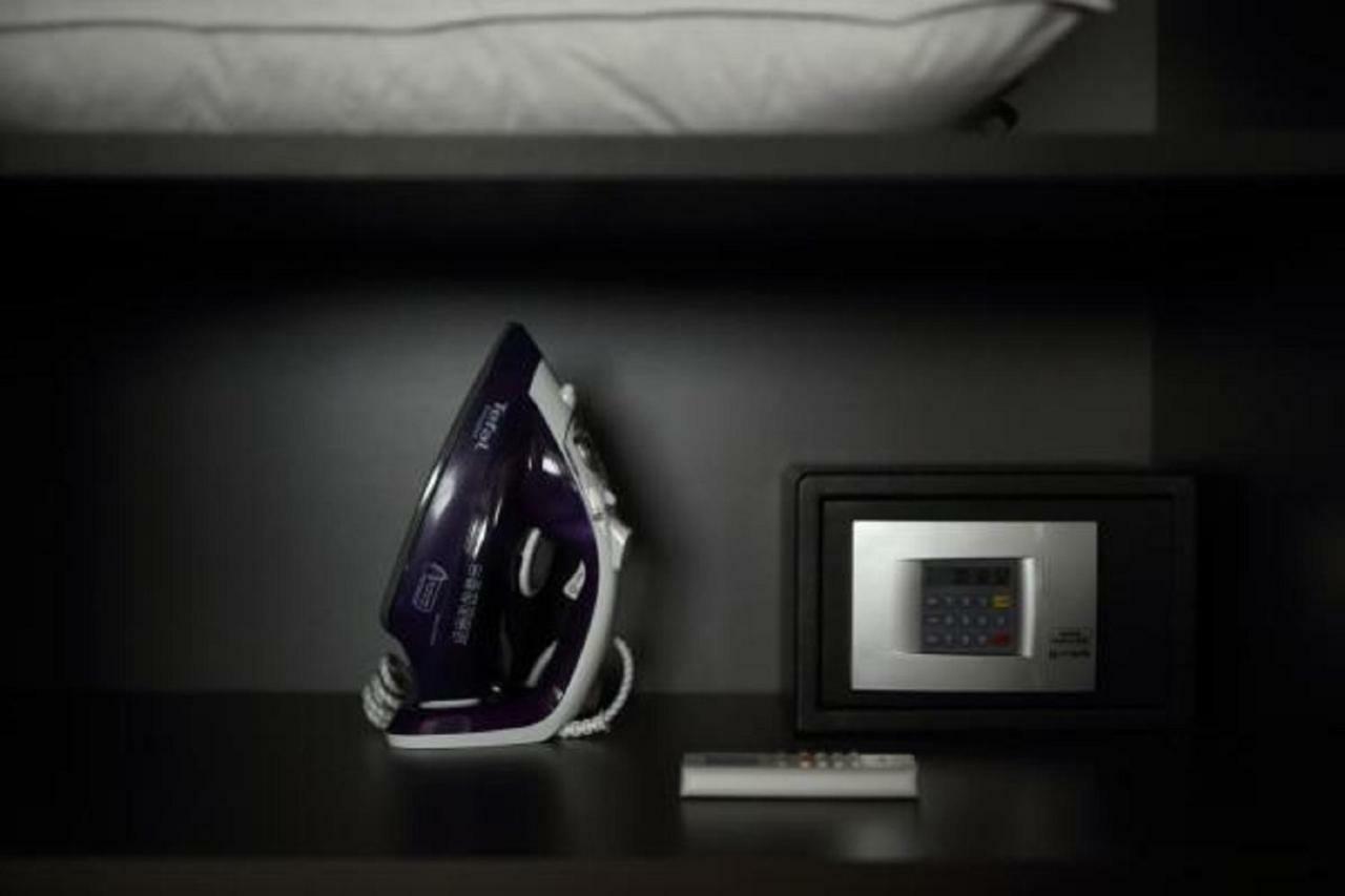 Hektor Luxury Suite Atene Esterno foto