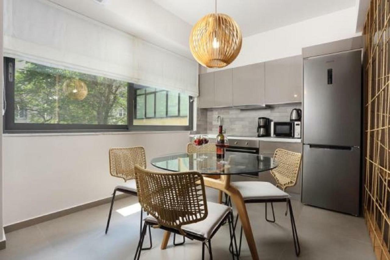 Hektor Luxury Suite Atene Esterno foto